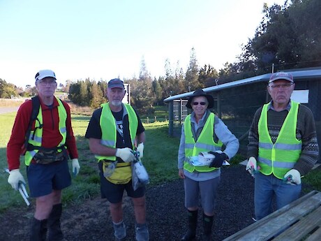 Volunteers at the National wetlands centre ready to deploy invasive fish and rabbit based baits to terrestrial DOC 250 kill traps. Photo courtesy of Nardene Berry (New Zealand Landcare Trust)